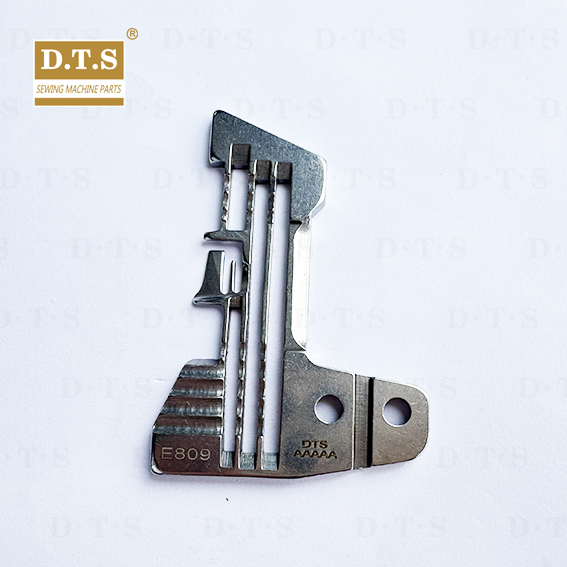 E809 747Needle plate